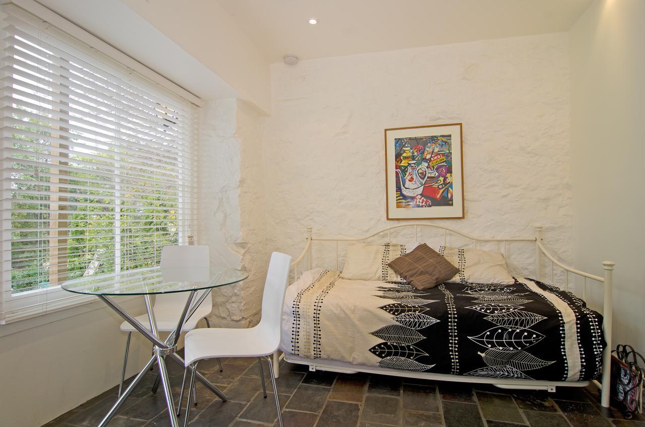 Risdon クリバーン ホームステッド Bed & Breakfast エクステリア 写真