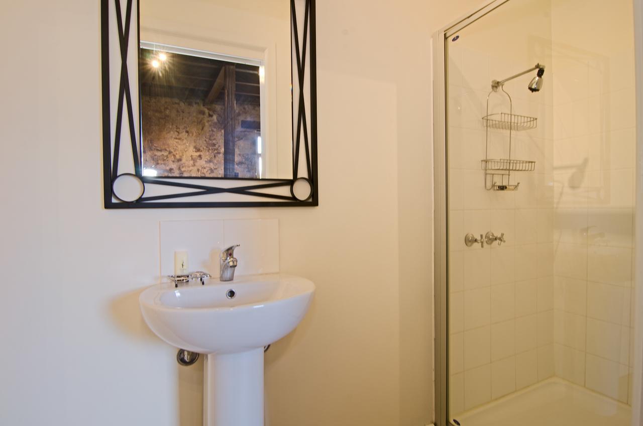 Risdon クリバーン ホームステッド Bed & Breakfast エクステリア 写真